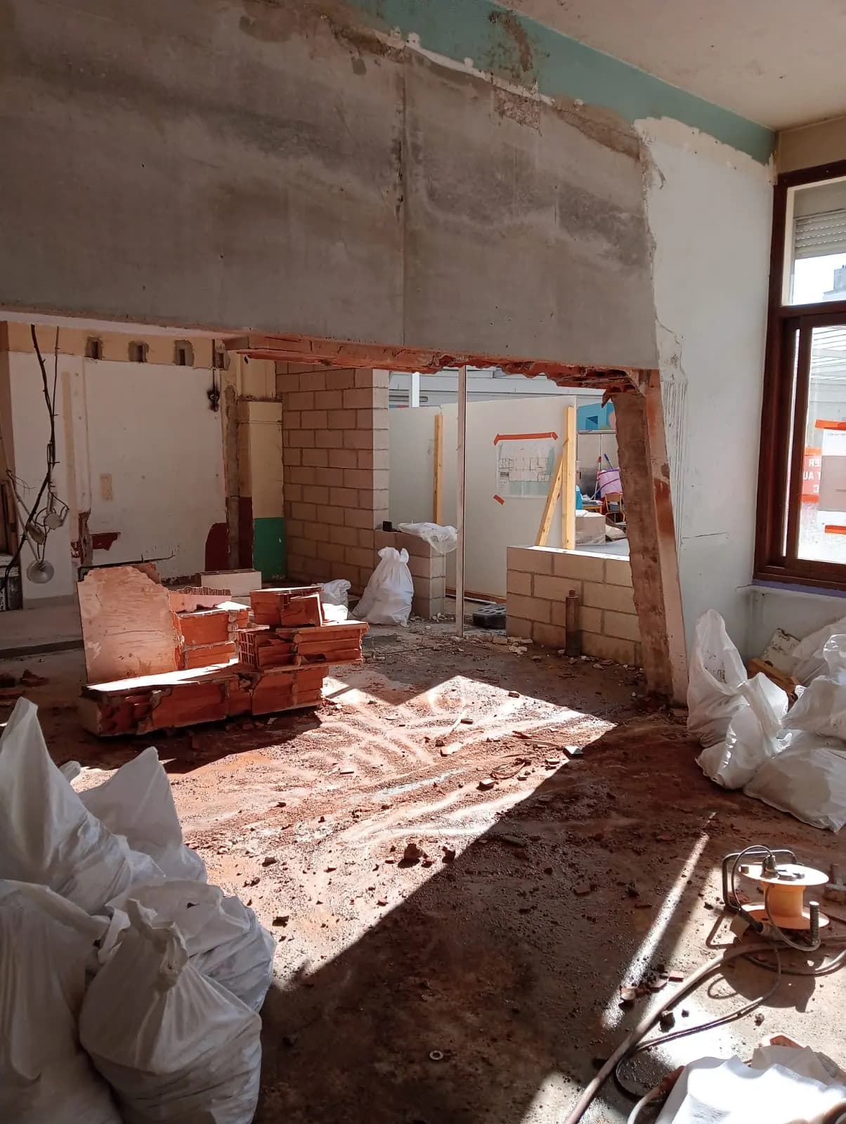 Démolition à l'école Saint Jean Baptiste, photo 4
